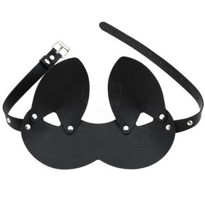 Cache-visage en cuir de haute qualité au design professionnel pour utilisation en bondage avec sangles renforcées et toucher doux - Product Image 1