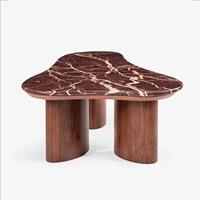 Table basse moderne de style italien en bois massif avec plateau en marbre, forme ovale unique, fabrication artisanale, contemporaine, salon, mobile