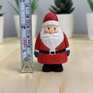 YEEYAYA 4 pezzi di legno scultura Santa set intagliato a mano in legno babbo natale figurina per la decorazione della casa e regalo di natale - Product Image 5