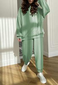 Traje de invierno de 2 piezas de alta calidad para mujer, logotipo personalizado, Sudadera con capucha de manga larga, pantalones para correr, 100% algodón, venta al por mayor, talla grande para mujer - Product Image 2