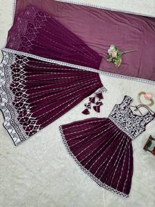 คอลเลกชันอินเทรนด์ของผู้หญิงคอลเลกชันปากีสถาน kediya & lehenga กับงานปัก georgette ดีไซเนอร์ - Product Image 6