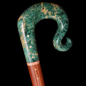 Bastón artesanal cómodo antideslizante de resina de madera con mango fuerte de múltiples formas para rehabilitación de personas mayores - Product Image 1