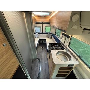 Camping-car Bailey Endeavour B62 avec transmission automatique, construction en aluminium, 4-6 passagers - Product Image 4