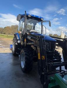 Tracteur à cabine automatique LOVOL M554 TB-2 55 ch 4 roues motrices avec chargeur frontal, pompe essentielle, engrenage moteur, boîte de vitesses, roulement moteur - Product Image 4