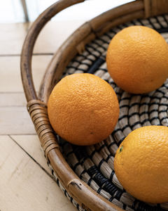 Plateau à fruits rustique bohème fait à la main avec vaisselle en jonc de mer vintage poignées robustes de mauvaise qualité pour la cuisine - Product Image 3