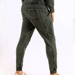 Ensemble de survêtement décontracté unisexe pour l'hiver 2025, lavage à l'acide, respirant, de haute qualité, logo personnalisé, 100% polyester, livraison par avion - Product Image 4