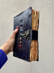 Vintage A5 240 páginas diario de cuero negro 7 piedras 2 serpientes hecho a mano latón C-cierre hilo costura espiral encuadernado cuaderno - Product Image 2