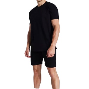 ชุดเซ็ตฤดูร้อนผู้ชายแบบเข้ารูปทันสมัย เสื้อแขนสั้นกางเกงขาสั้นสองชิ้น และชุดกางเกงขาสั้นและเสื้อยืดผู้ชายระดับไฮเอนด์ ปี 2026 - Product Image 3