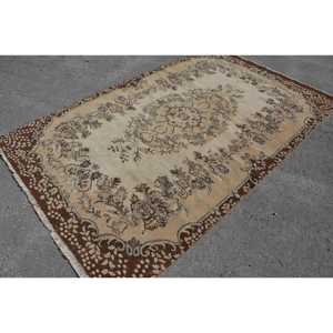 Vintage Turkish Rug, Large 5.8x9.2 ft (176x280 cm) Rug, <b>Brown</b> Southwestern <b>Wool</b> Rug - Product Image 3