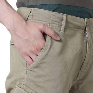 Shorts cargo design de luxe à la mode pour l'extérieur Shorts pour hommes en coton avec logo personnalisé épais et respirant - Product Image 5