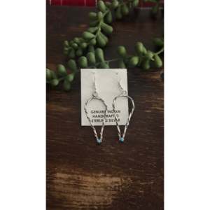 Pendientes Colgantes Hechos a Mano en Kingman con Turquesa y Plata de Ley, Estilo Navajo, para Regalo - Product Image 1