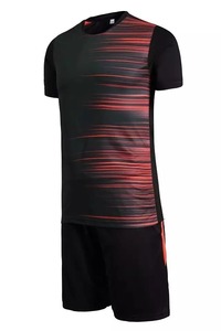 Camisetas y Uniformes de Fútbol para Hombre, Secado Rápido, 100% Poliéster, Colores y Logotipos Personalizables, Calidad Pakistaní - Product Image 2