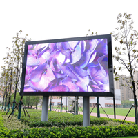 Écran LED extérieur haute définition couleur Yushuo YSTI-P10.42 IP65 6000 Nits pour usage en hôtellerie et centres commerciaux