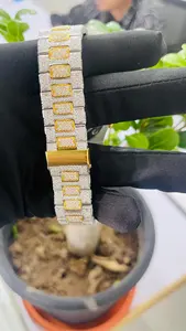 นาฬิกาสปอร์ตเพชรสวยหรู หน้าปัดมุกและคริสตัลแก้ว สำหรับคนรักแฟชั่น ราคาขายส่ง - Product Image 3