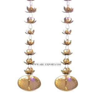 Premier nouveau Look moderne en laiton Urli plaque dernière conception classique à la main fleur forme haut métal laiton décoration de la maison Urli approvisionnement - Product Image 3