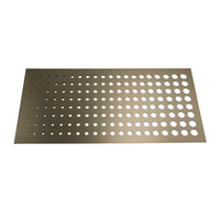 Tôle perforée en aluminium anodisé or 5005 5052 de 1 mm à 3 mm avec AA20 AA25 pour plafond de casino, caisson lumineux et écran de hall d'hôtel