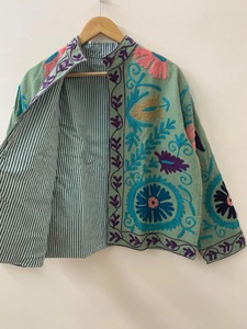 Bordado a mano Suzani algodón corto Floral bordado hecho a mano ropa de mujer Boho Suzani chaqueta para mujer - Product Image 2