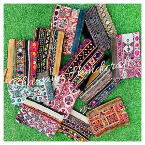 Pochette vintage bohème banjara, broderie afghane, sac à main, sac à main tendance, travail de patchwork indien, style bohème - Product Image 4