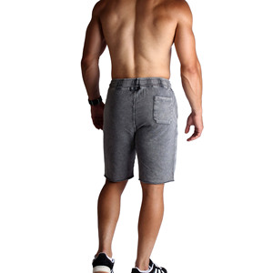 Short de survêtement personnalisé Essentials Short en coton baggy avec impression graphique et broderie appliques Short d'été lavé à l'acide pour hommes - Product Image 3