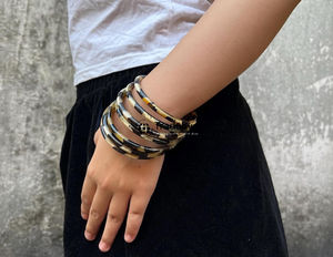 Pulseras de Cuerno Premium Hechas a Mano, Estilo Étnico Boho, Conjunto de Pulseras Unisex, Regalo Único, Joyería Natural de Tradebyd - Product Image 6