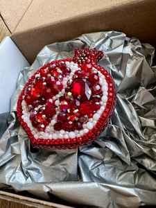 Broches perlées Broche de designer faite à la main. Accessoires de haute qualité. Broche design unique. Baby shower meilleur cadeau. - Product Image 4