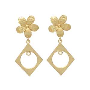 Pendientes de gota recién llegados con auténticos pendientes de tendencia con diseño de flores - Product Image 1