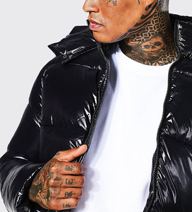 Chaqueta de Plumón Ligera de Moda para Invierno 2026, Abrigo Grueso Brillante con Burbujas, Logotipo Personalizado, Negro Liso de Lujo con Cierre - Product Image 6