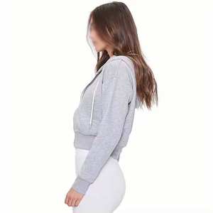 Sudaderas con Capucha para Mujer al por Mayor, Ropa Casual, Color Personalizado, Tops Cortos, Manga Larga, con Cordón Ajustable y Bolsillos - Product Image 3