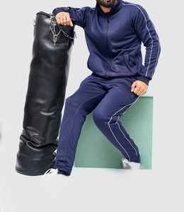 ชุดกีฬาผู้ชายแนวสตรีทชุดวิ่งขนาดพลัสไซส์มีซิปรูด - Product Image 3