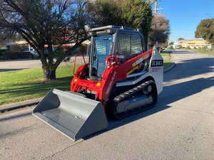 Cargadora compacta de orugas Takeuchi TLBR2 usada de alto flujo - Product Image 3