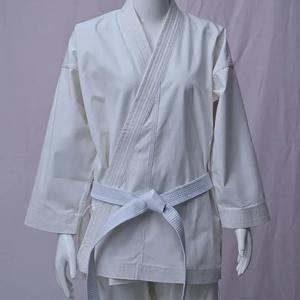 Heavy Weight 10oz Karate Gi Idéal pour l'entraînement ou la compétition Uniforme d'arts martiaux de marque - Product Image 3