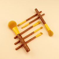 Ensemble de 10 pinceaux de maquillage professionnels, manche en bois, fibres synthétiques, logo personnalisé, kit de pinceaux cosmétiques