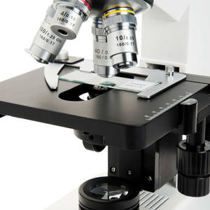 Microscope binoculaire composé CELE-STRONN LABS CB2000C avec plateau mécanique de 5,5 x 5,5 pouces - Product Image 2