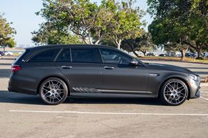 Mercedes-AMG E63 S Wagon Final Edition 2023 propre et neuf - Product Image 5