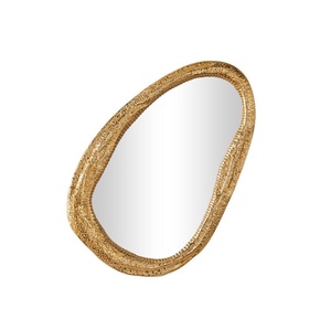 Cadre de miroir mural ovale en aluminium plaqué or de style antique avec design orné, parfait pour les pièces classiques et traditionnelles - Product Image 1