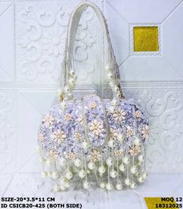 Pochette de soirée en soie brute brodée à la main avec chaîne, fermeture magnétique, doublure en coton - Sac à main de luxe et tendance pour mariages et événements culturels - Product Image 4