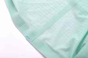 Camiseta ligera personalizada para correr, Camiseta holgada de ajuste dinámico que absorbe el sudor, ropa deportiva para gimnasio - Product Image 2