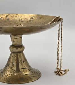 Bol décoratif moderne en acier inoxydable durable avec base sculptée unique pour centre de table et décoration intérieure de luxe - Product Image 3