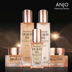 ชุดผลิตภัณฑ์ดูแลผิวหน้าระดับพรีเมียมจากเกาหลี ANDiamond DG&H 95 ไฮยาลูรอนิค แอซิด มอยเจอร์ไรเซอร์สำหรับทุกสภาพผิว ครีม โทนเนอร์ อีมัลชั่น ครีมบำรุงรอบดวงตา - Product Image 2
