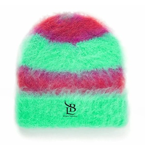 Bonnet en mohair personnalisé avec logo, très vendu, bonnet en acrylique de haute qualité, bonnet en laine avec satin jacquard sur le côté, bonnet en mohair - Product Image 5