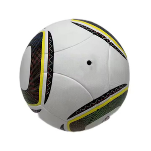 Ballon de football pakistanais laminé bicolore Oem Service Soccer Training Pakistanais Ballon de football Taille 5 PU Leather Soccer Ball - Product Image 6
