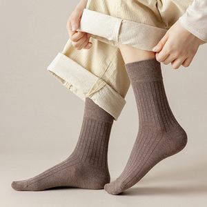 ถุงเท้ากีฬายืดได้10คู่สำหรับผู้หญิงและเด็กผู้หญิงถุงเท้ากีฬาหุ้มข้อสีสันสดใสแบบย้อนยุคพิมพ์โลโก้ได้ - Product Image 6