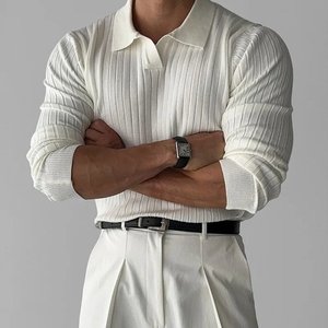 Polo pour homme Old Money à manches longues et col à revers, design en tricot rayé - Product Image 1