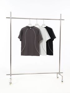 เสื้อยืดแฟชั่นแขนสั้นสำหรับผู้หญิงใหม่แผ่นรองไหล่ไม่สมมาตรเสื้อไม่มีสายรัดตกแต่งแบบอัดพลีทฤดูร้อนแสนหวาน - Product Image 3