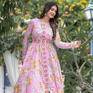 Robes ethniques de luxe faites à la main, tendance, à motif floral imprimé, en coton, coupe trapèze, longueur genou, pour le bureau ou décontractées, style Moyen-Orient - Product Image 1