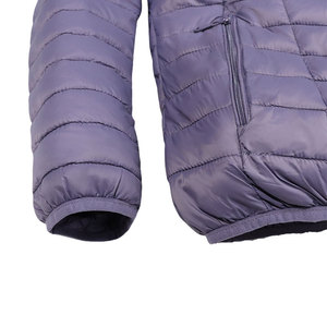 Doudoune matelassée à capuche de luxe unisexe pour l'automne hiver vêtements d'extérieur rembourrés compressibles pour la randonnée en toile - Product Image 4
