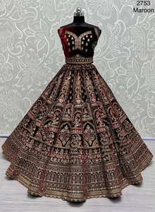 Lehenga Choli de créateur brodé de paon dansant avec double Dupatta - Product Image 5