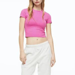 เสื้อครอปท็อปผู้หญิงสไตล์วินเทจสำหรับฤดูร้อน ผลิตจากวัสดุรักษ์โลก ยืดหยุ่นสูง ระบายอากาศได้ดี แฟชั่นทันสมัย แพ็คขายส่งสำหรับใส่ออกกำลังกาย - Product Image 4