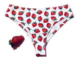Braguitas de algodón de moda con laterales profundos para mujer, tallas grandes - Product Image 1