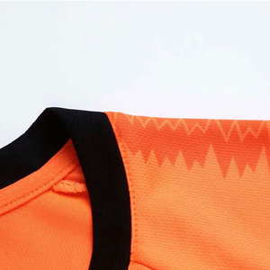 Uniforme de Fútbol Juvenil, Camiseta de Fútbol, Tela de Malla de Poliéster Elástica, Secado Rápido, Sublimado, Impresión de Logotipo y Nombre Personalizados, OEM, ODM, al por Mayor - Product Image 4